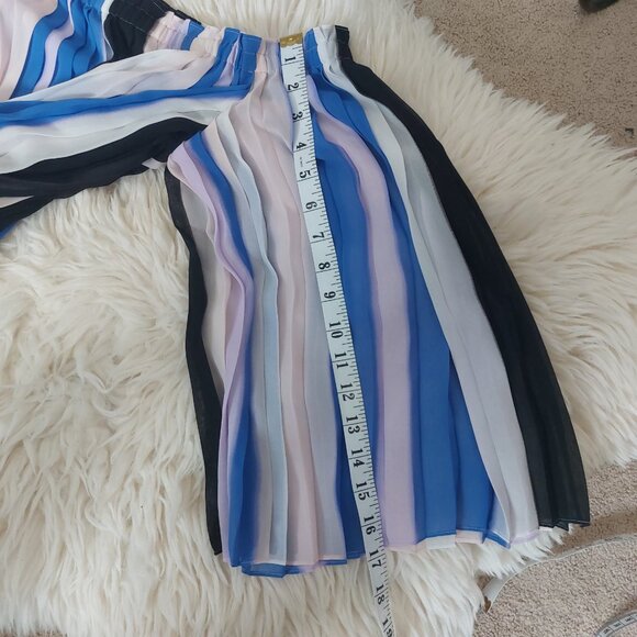 Club Monaco Viselin Striped Pleated Off the Shoulder Top - Picture 8 of 8